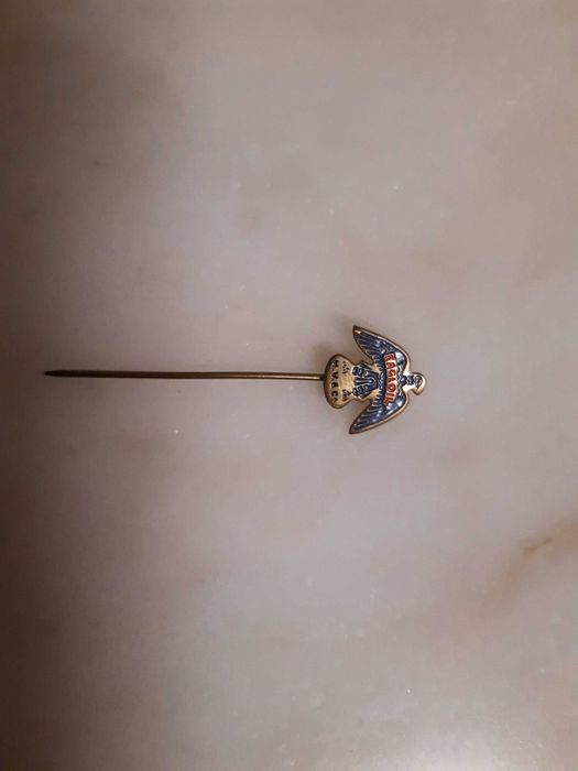 PIN comemorativo das massas lubrificantes Eagloil, anos 1940