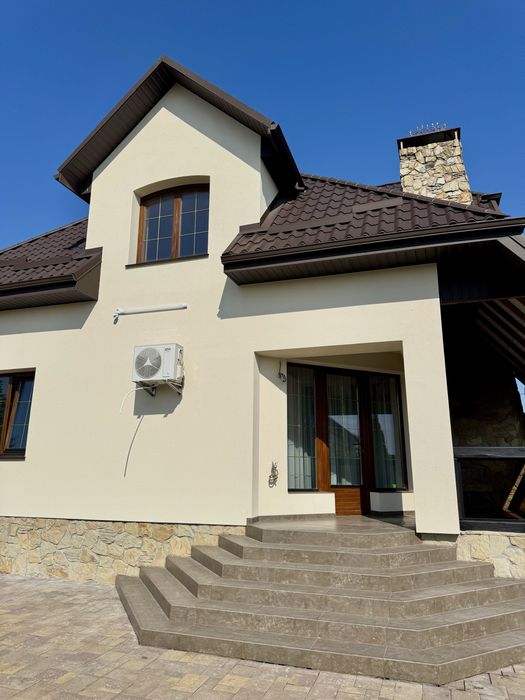 Продаж будинку в Білій Криниці