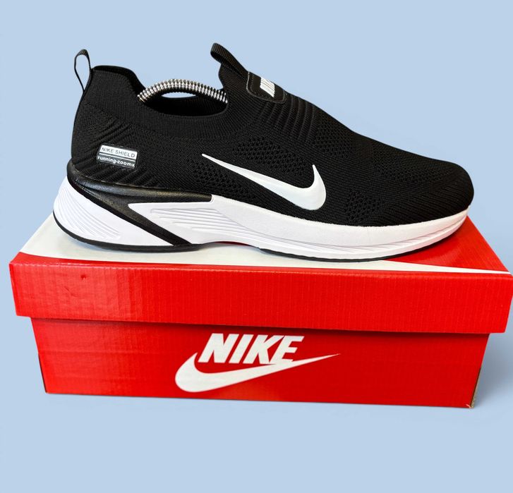 (2330) Легкі кросівки тапочки Nike повномірні чорні (41-46)
