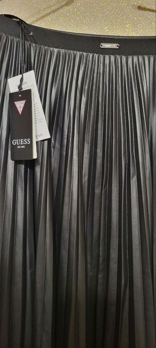 Продам дуже гарну юбочку. Оригінал.