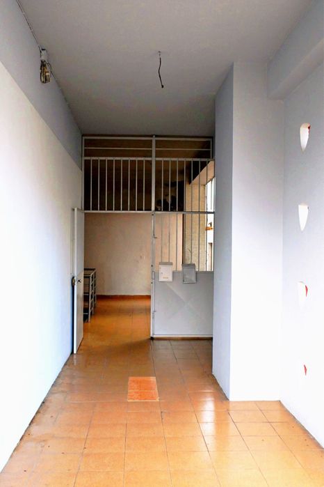 Espaço comercial 90 m² | Centro Vila Real | Potencial habitação