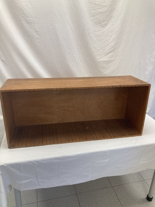 Mesa de apoio antiga tipo Renascença
