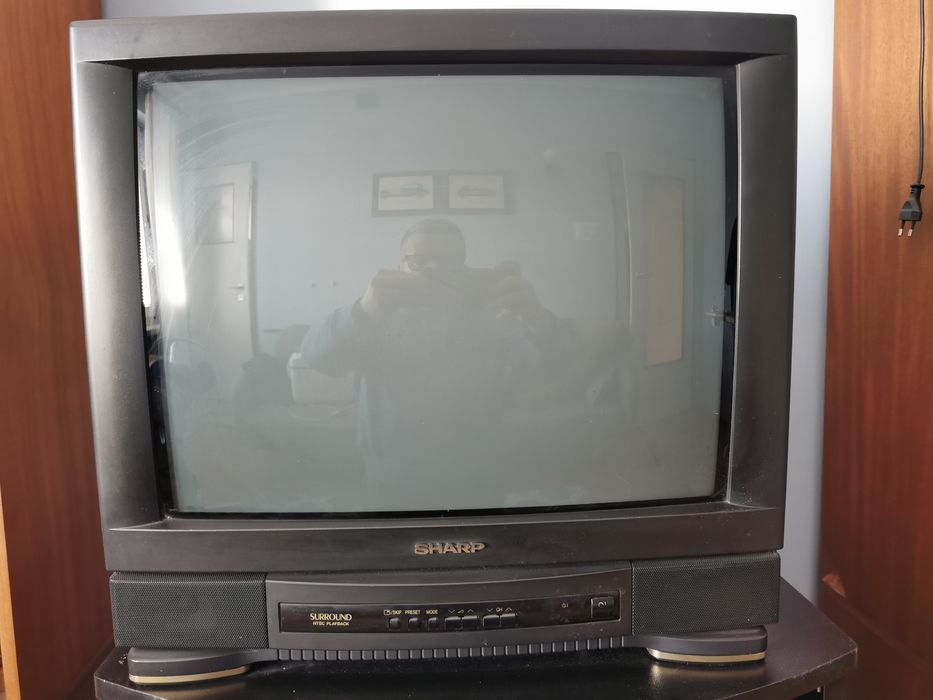 Telewizor Sharp 21B - SC  21 cali + instr. obsługi