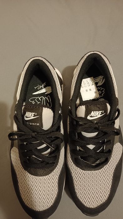 Buty Nike r. 41 26cm