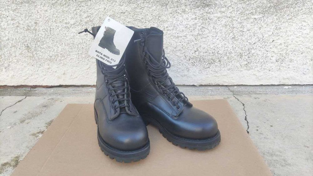 Botas Militares Iturri Clima Frio - Tamanho 43