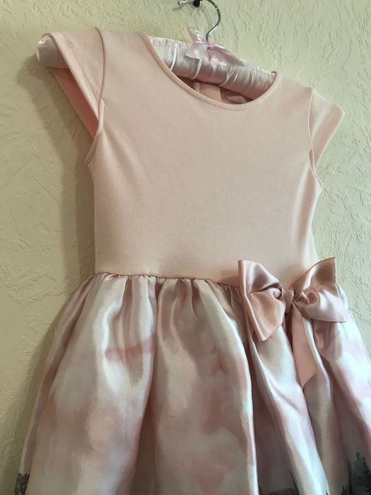 Дитяча сукня фірми H&M