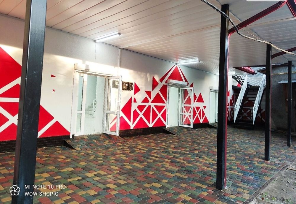 Оренда комерційного приміщення 46 м² +67м² в центрі Хотин