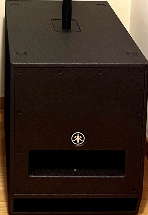 Subwoofer yamaha dxs15 mk2