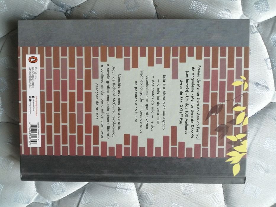 Novela Gráfica "Aqui" de Richard McGuire