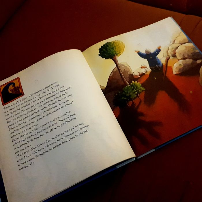 3 livros de Histórias da Biblia (vol 2,7 e 10)