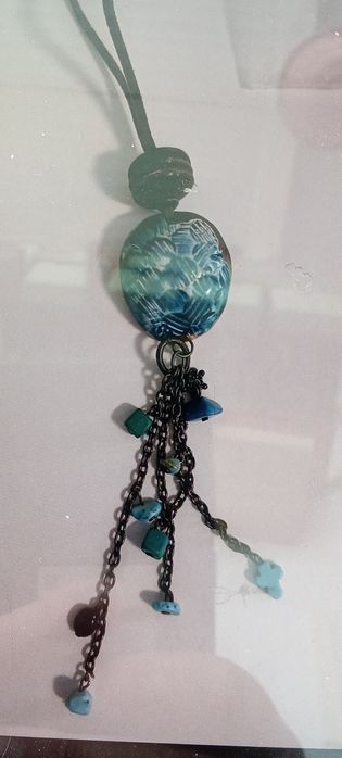 Colares, peças de cerâmica únicas