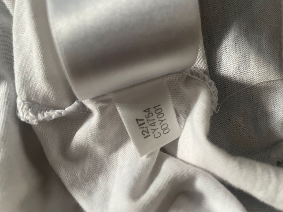 Футболка  адидас