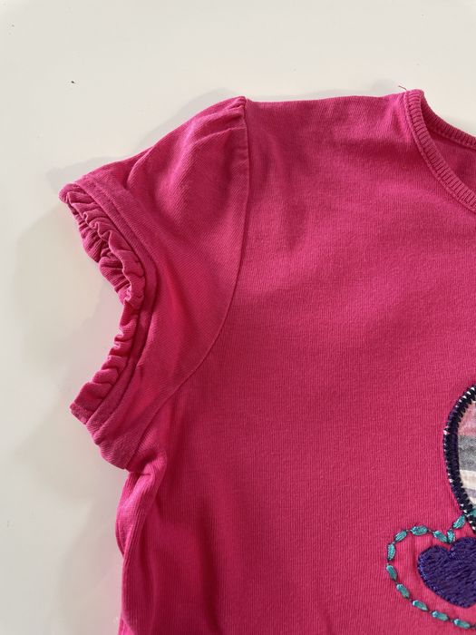 Tshirt com bordados tamanho 7