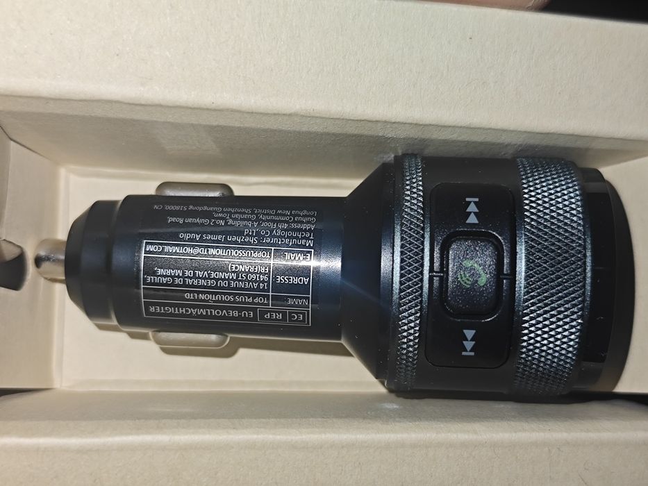 Transmiter FM Bluetooth 5.0 C57 Ładowarka Samochodowa QC 3.0