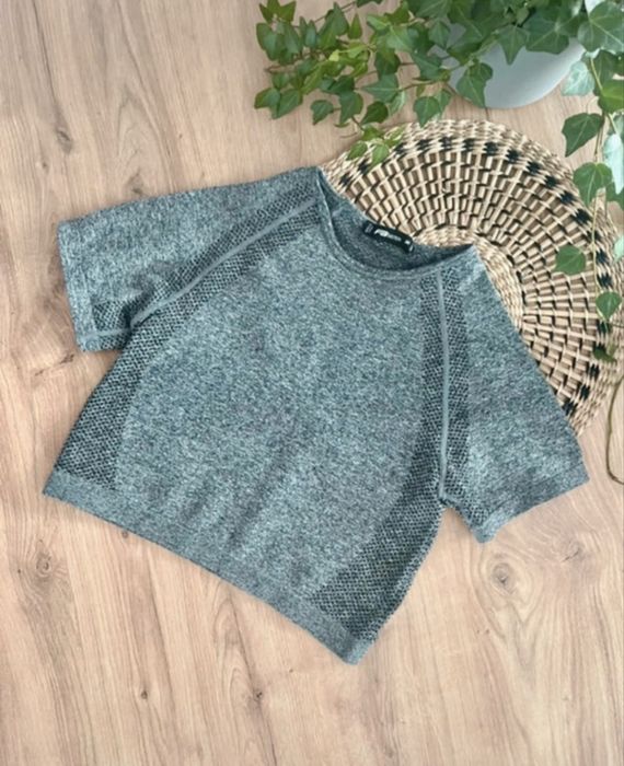 Szary crop top bluzka r. M