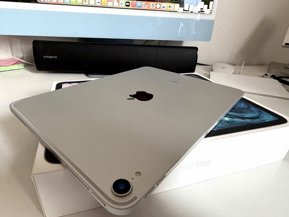 Bateria 94% iPad Pro 11” 1gen 64gb WiFi Silver + Apple Pencil 2gen