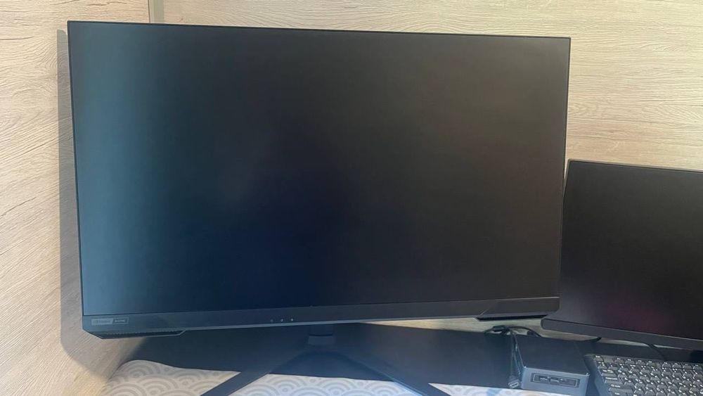 Продаю монитор 32 дюймовый QHD Samsung Odyssey G5