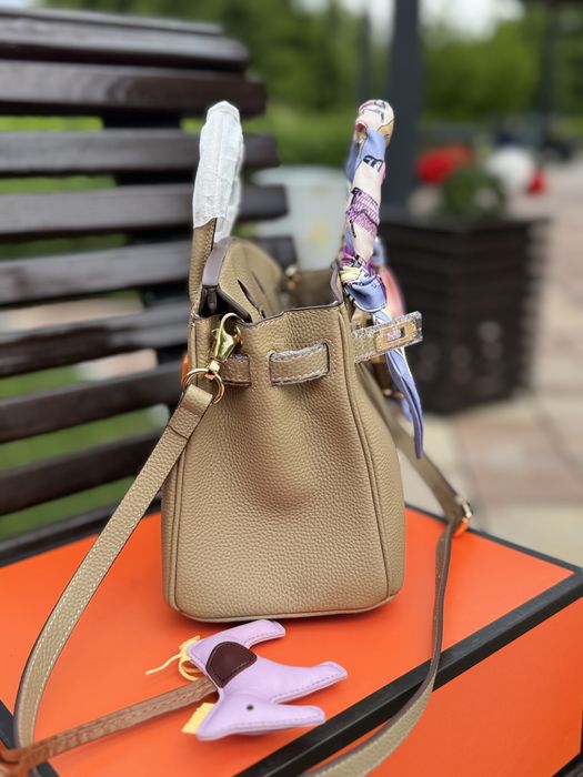 Шкіряна сумка в стилі Hermes Birkin 25 см.
