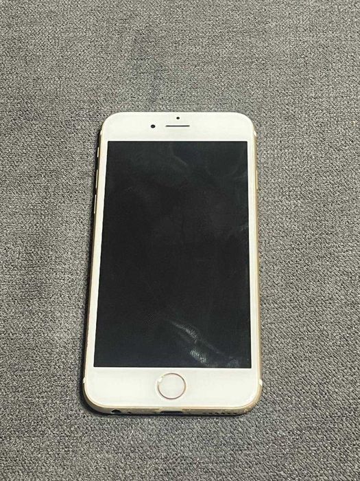 iPhone 6s в гарному стані