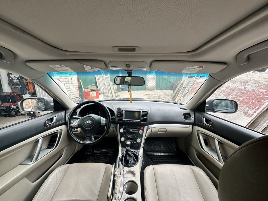 Продам доглянутий автомобіль в дуже збереженому стані
