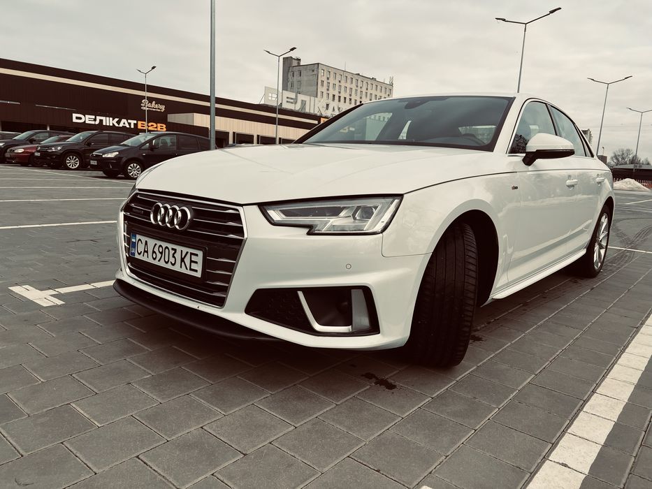 AUDI A4 B4 Competition S-Line quattro