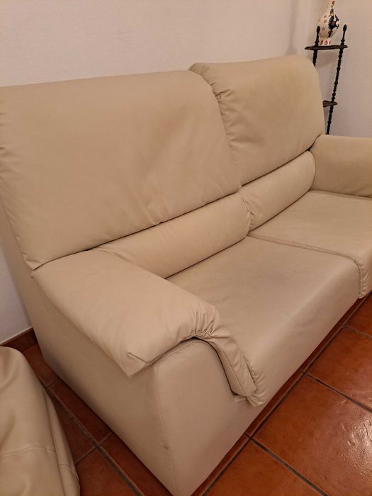Sofá usado em bom estado