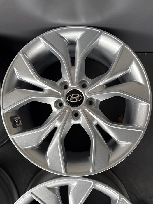 Felgi aluminiowe 18 cali 5x114,3  et 55 Hyundai i30 i40 Tucson Elantra