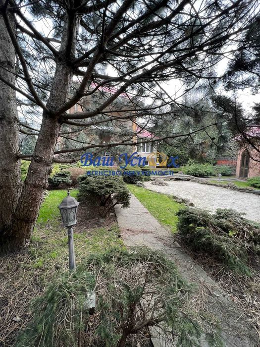 Продажа дома с ремонтом в классическом стиле на Софиевской Борщаговке.