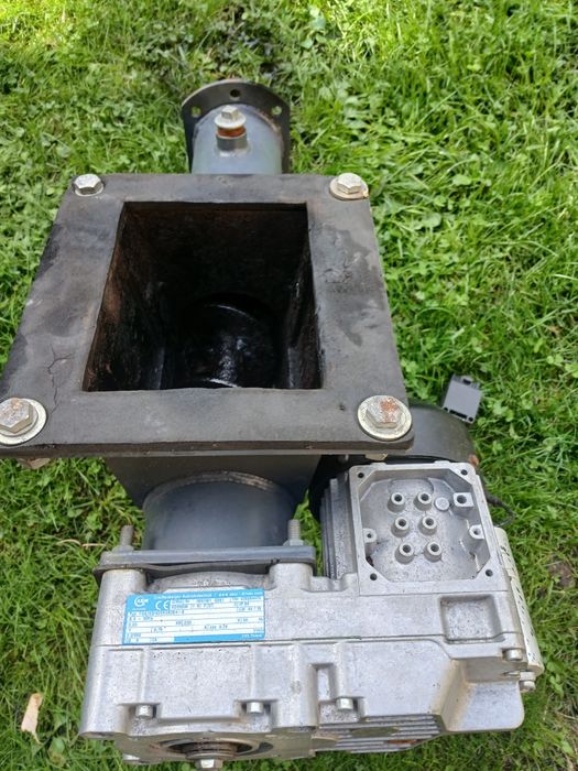 Podajnik ślimak pieca  defro 30 kw