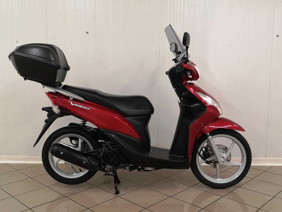 Honda NSC 110 Vision  Tylko 004400 km !!!  Jak NOWA !