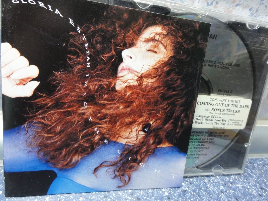 CD Gloria Estefan. № 4677822. Лицензия!16 компз. Буклет. Из Зап
