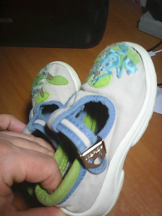 Сандалики тапочки лягушата на 1,5-2 года