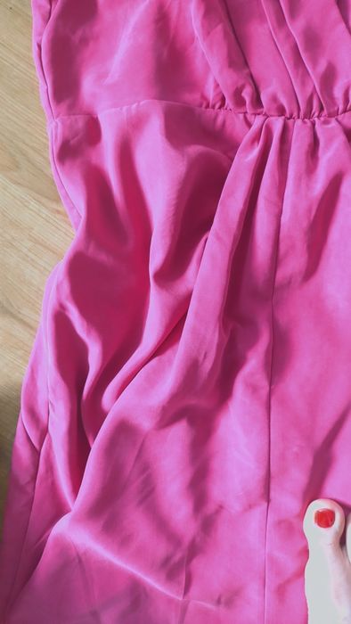 Różowa sukienka modal