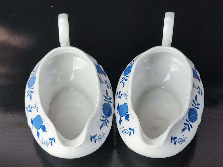 Piękna sosjerka porcelanowa wzór cebulowy