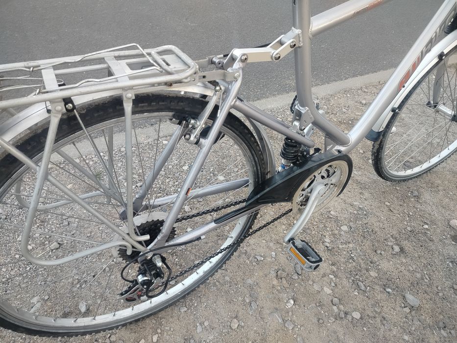 Alu-Bike 28" rama aluminium , amortyzacja