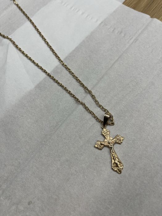 Złoty łańcuszek krzyżyk 60 cm złoto pr 585 14,22 g bardzo ladny stan