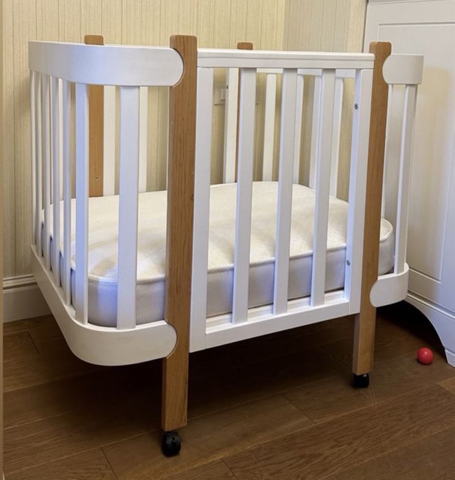 Продам детскую кроватку