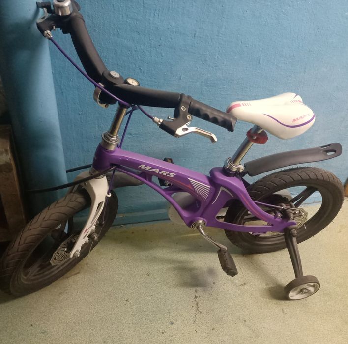 Продам дитячий велосипед, R16