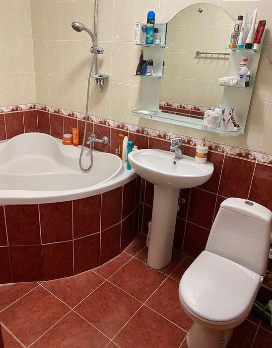 Продажа 3-к.квартиры, рядом станция метро Защитников Украины