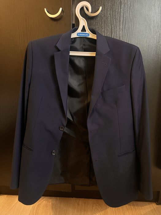 Чоловічий костюм із шовку преміум якості