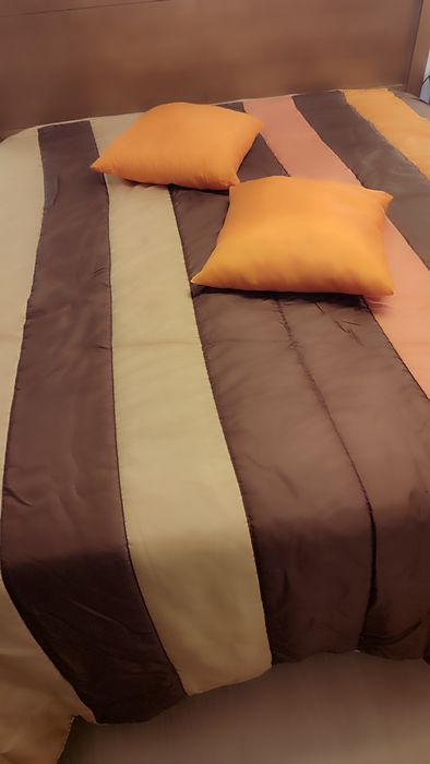 Edredom  2,7x2,4m - como novo