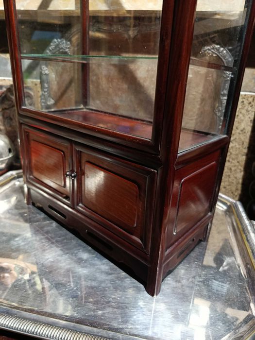 Armário Vitrine Miniatura Pau-Rosa 49cm