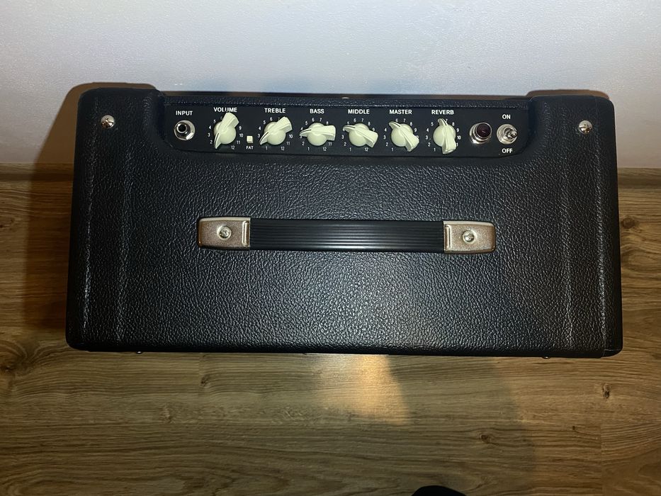 Fender Blues Junior IV (wzmiaczniacz gitarowy)