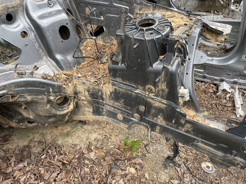 Чверть передня ліва Mercedes EQC 400 N293 2022-