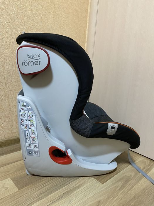 Автокресло BRITAX-ROMER KING II LS Black Marble с 9 мес.до 4 лет