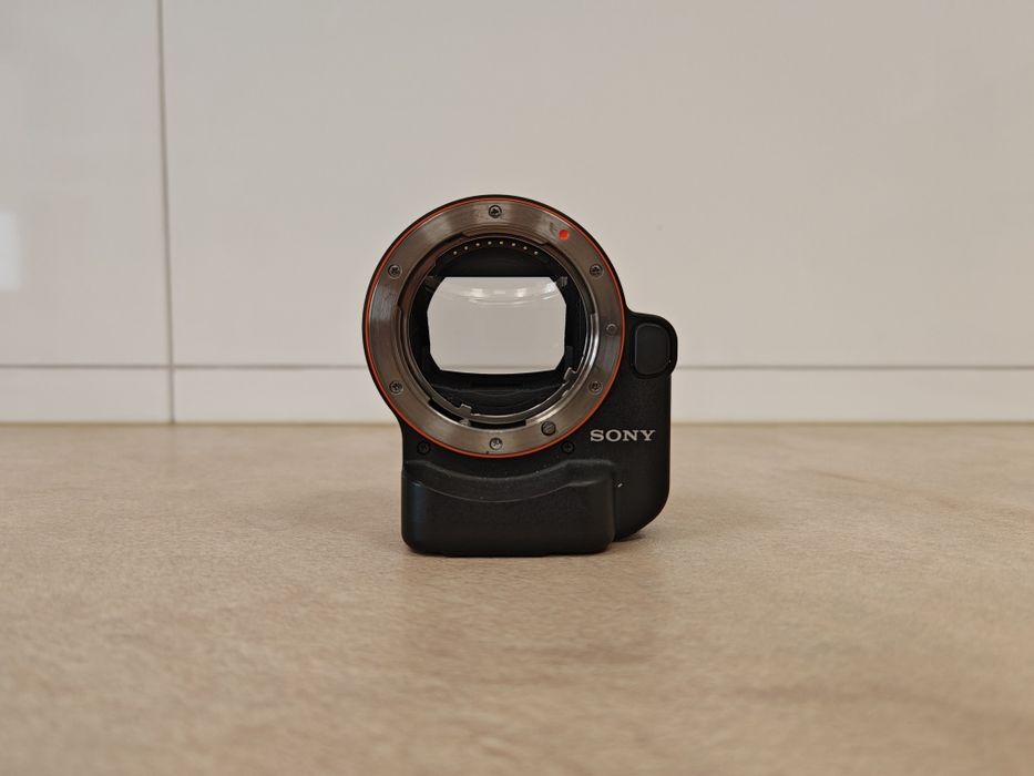 Adapter Sony LA-EA4 (Mocowanie A -> E) | AF | Pełna klatka | Stan bardzo dobry