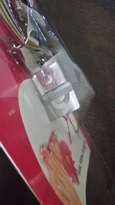 Alicate para unhas postiças