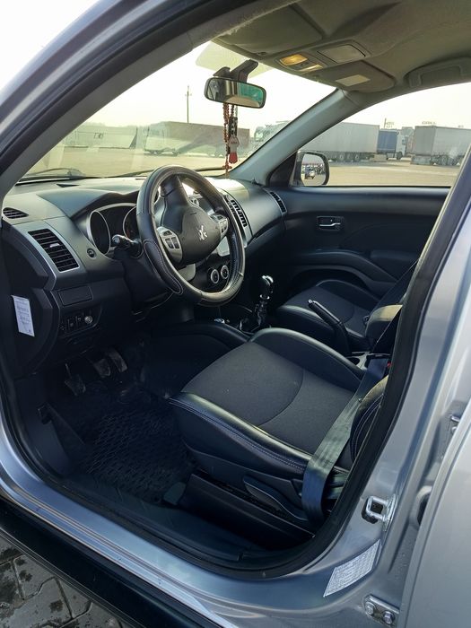 SUV Peugeot 4007 4×4  2.2 HDI