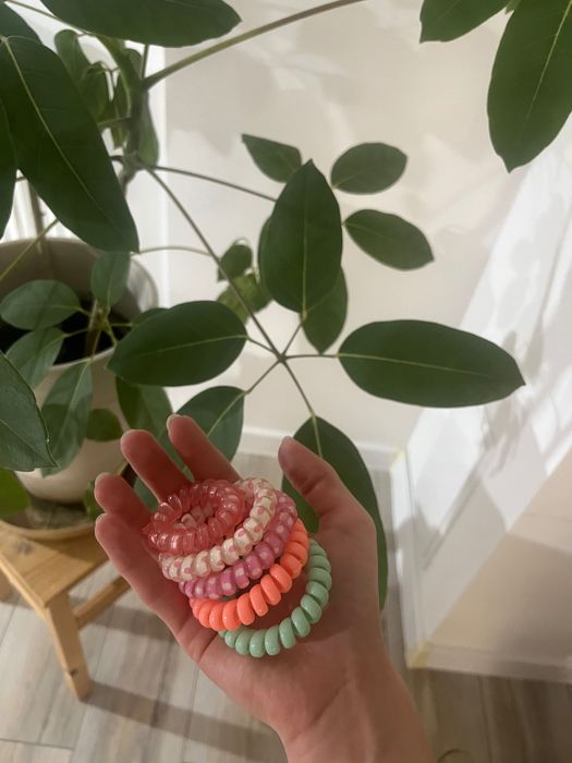 5 gumek sprężynek do włosów