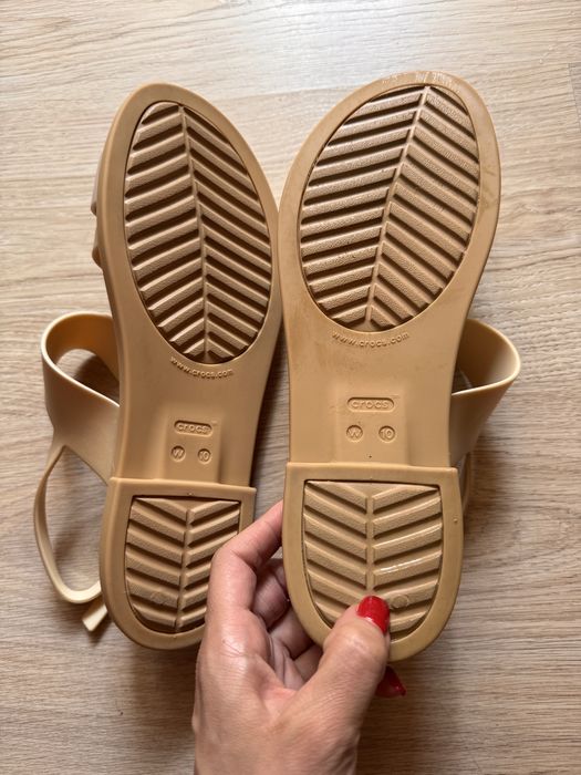 Босоніжки сандалі Crocs